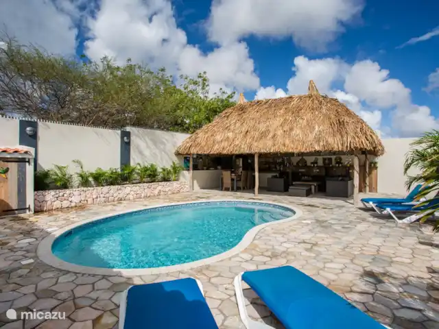 Villa Cas Mi dushi huren in Curaçao, Banda Ariba (oost), Jan Thiel - villa achtertuin