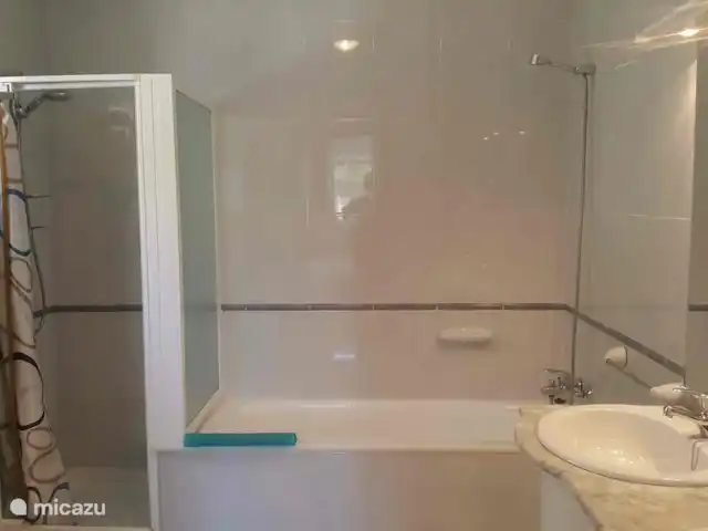 Location de Vacances Espagne, Costa Blanca, Moraira, villa - Villa Flamenca C'était la salle de bain
AVANT LA RÉNOVATION....