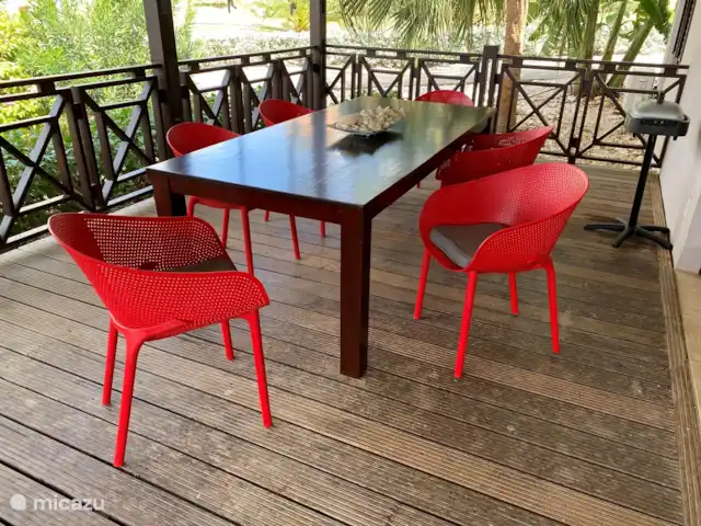 Blue Bay Curaçao Beach Villa | Curaçao, Curaçao-Centre, Blue Bay - villa Délicieux petit-déjeuner et dîner à l'extérieur sur la véranda