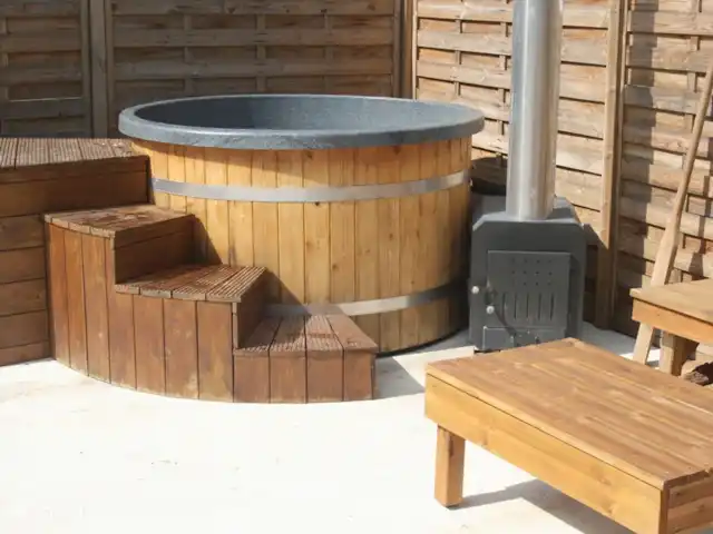 Les Cinq Papillons | France, Dordogne, Marnac - maison de vacances Spa pour 6 personnes avec revêtement, poêle à bois et installation de filtre