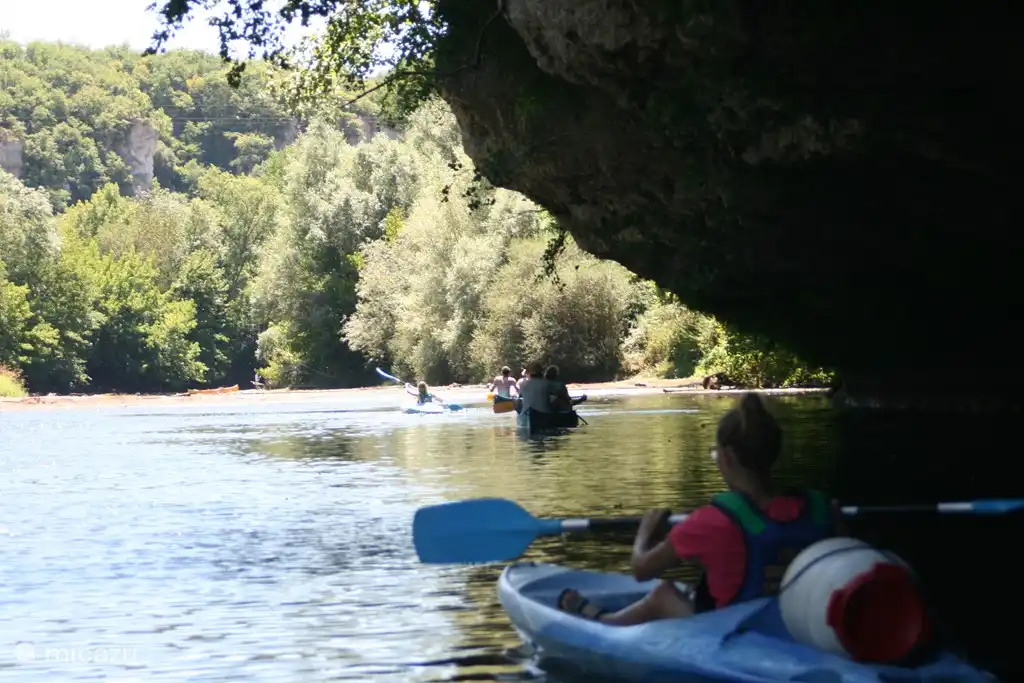 canoeing on the Vezere or Dordogne