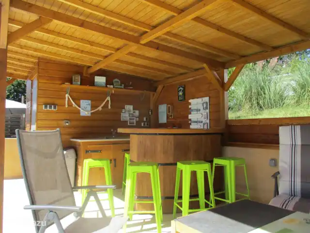 Les Cinq Papillons | France, Dordogne, Marnac - maison de vacances Maison de la piscine