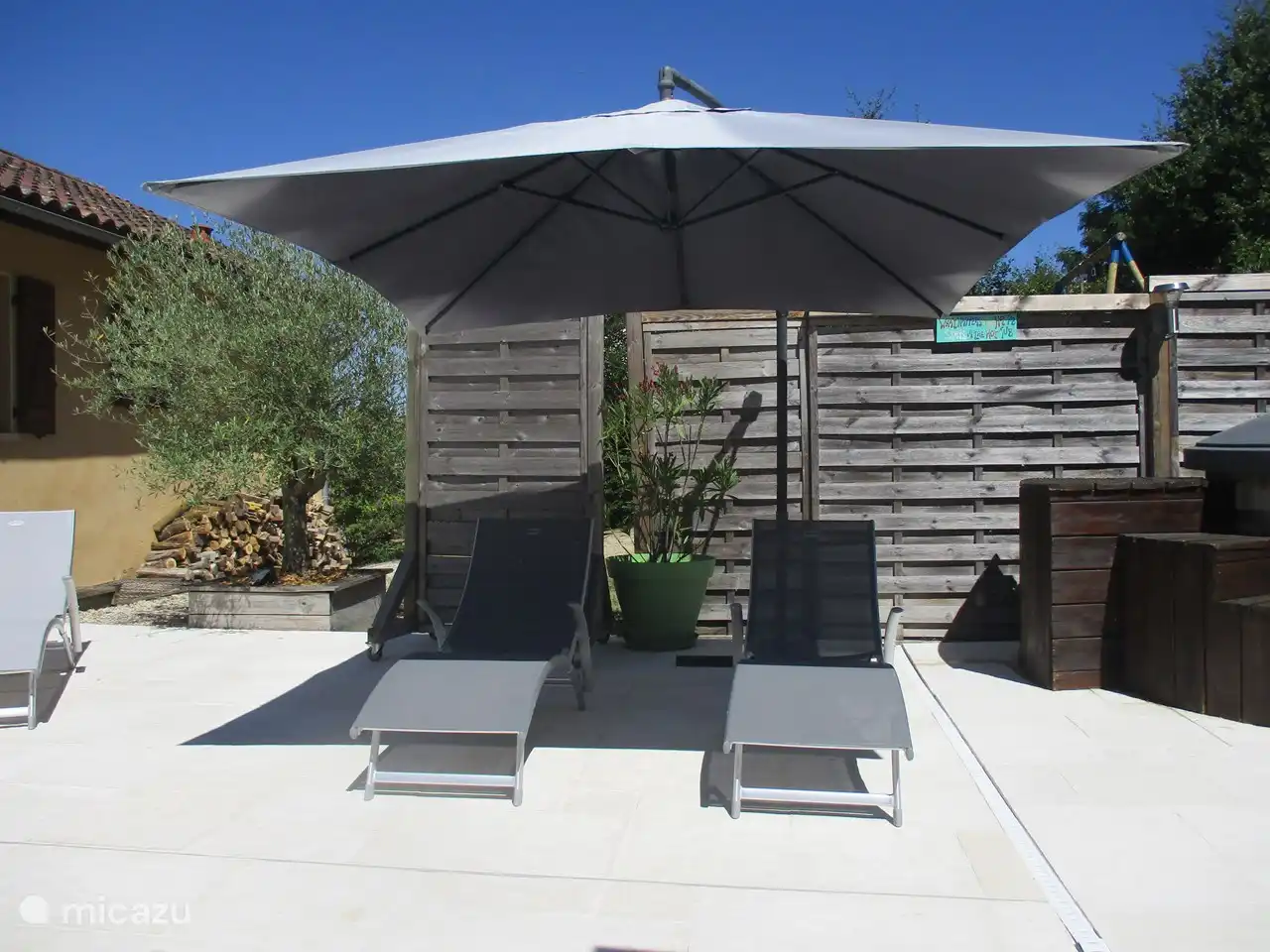 Hot tub in the sun or in the shade