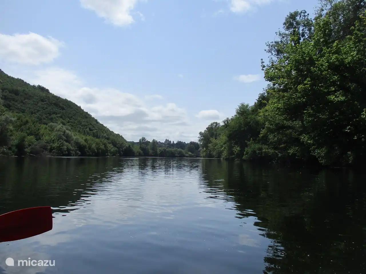 view Dordogne from a canoe