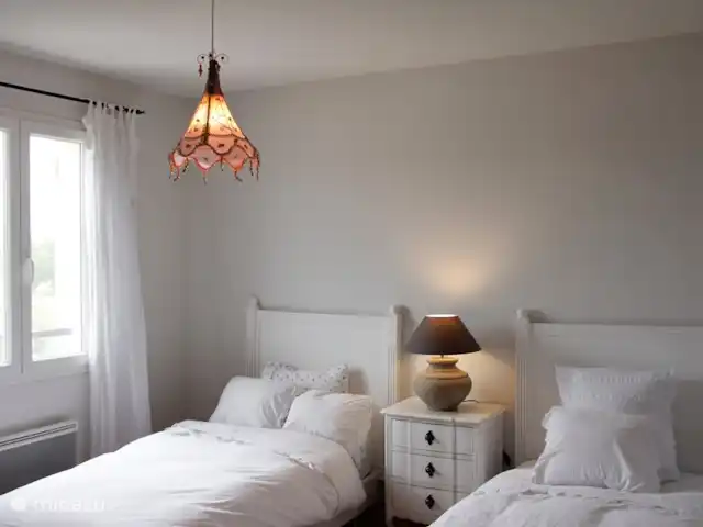 Location de Vacances France, Vaucluse, Saumane-de-Vaucluse, villa - Les Demeures du Luc Villa 308 Chambre 3