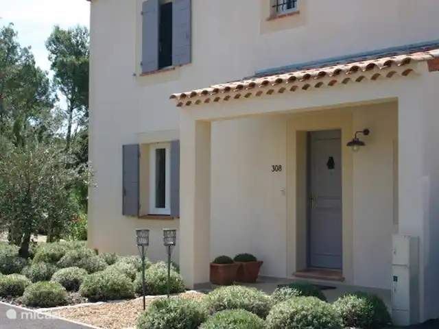 Location de Vacances France, Vaucluse, Saumane-de-Vaucluse, villa - Les Demeures du Luc Villa 308 Villa 308