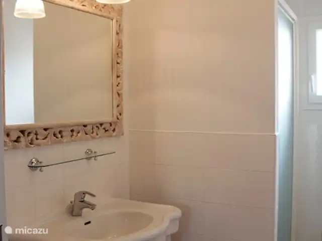 Location de Vacances France, Vaucluse, Saumane-de-Vaucluse, villa - Les Demeures du Luc Villa 308 Salle de bain 1