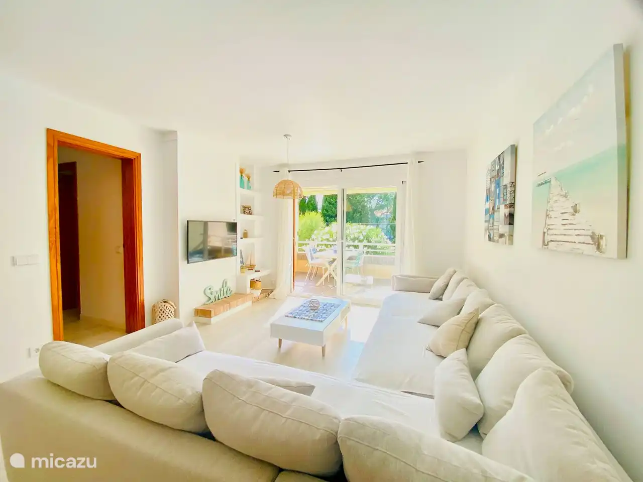 3 dormitorios, 2 baños, aire acondicionado, WiFi.