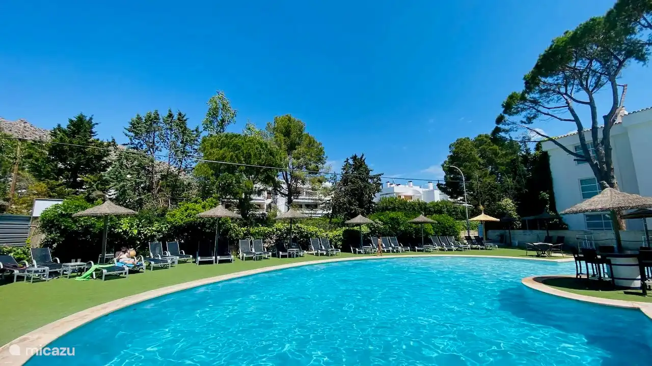 Piscina / Bar / Restaurante cercano, 2 minutos andando