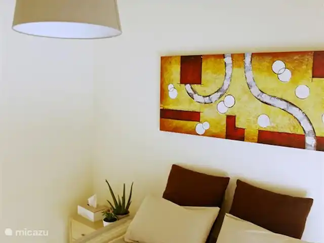 Casa Emilio - à distance de marche de la mer | Espagne, Costa Blanca, Dénia - maison mitoyenne Chambre 2
La chambre 3 se compose d'un lit superposé, d'une armoire intégrée, de la climatisation et d'un balcon.