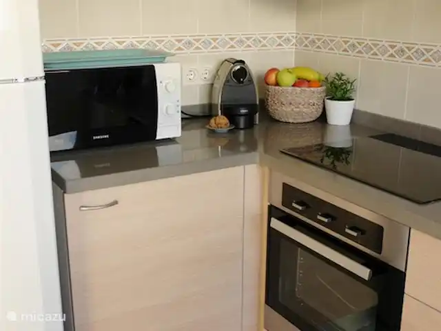 Casa Emilio - à distance de marche de la mer | Espagne, Costa Blanca, Dénia - maison mitoyenne La cuisine est équipée de tout confort.