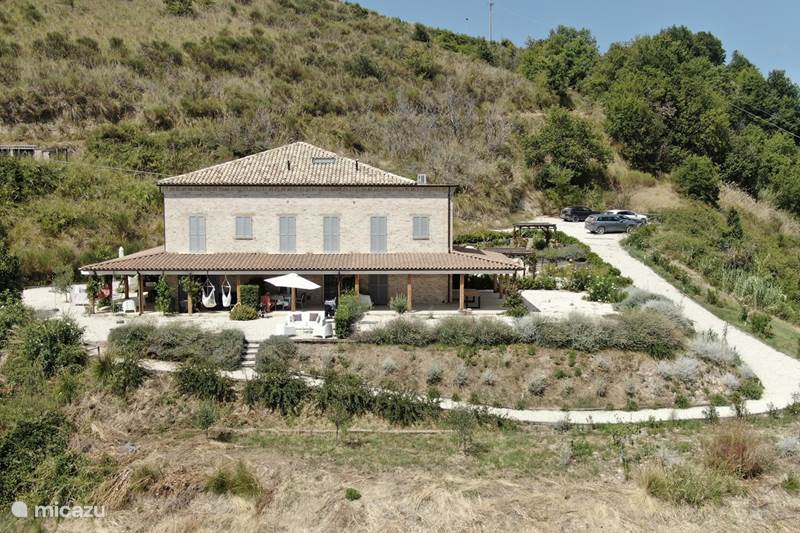 Vakantiehuis Italië, Marche, Appignano Appartement Villa Monte Calvo - Casa Panoramica