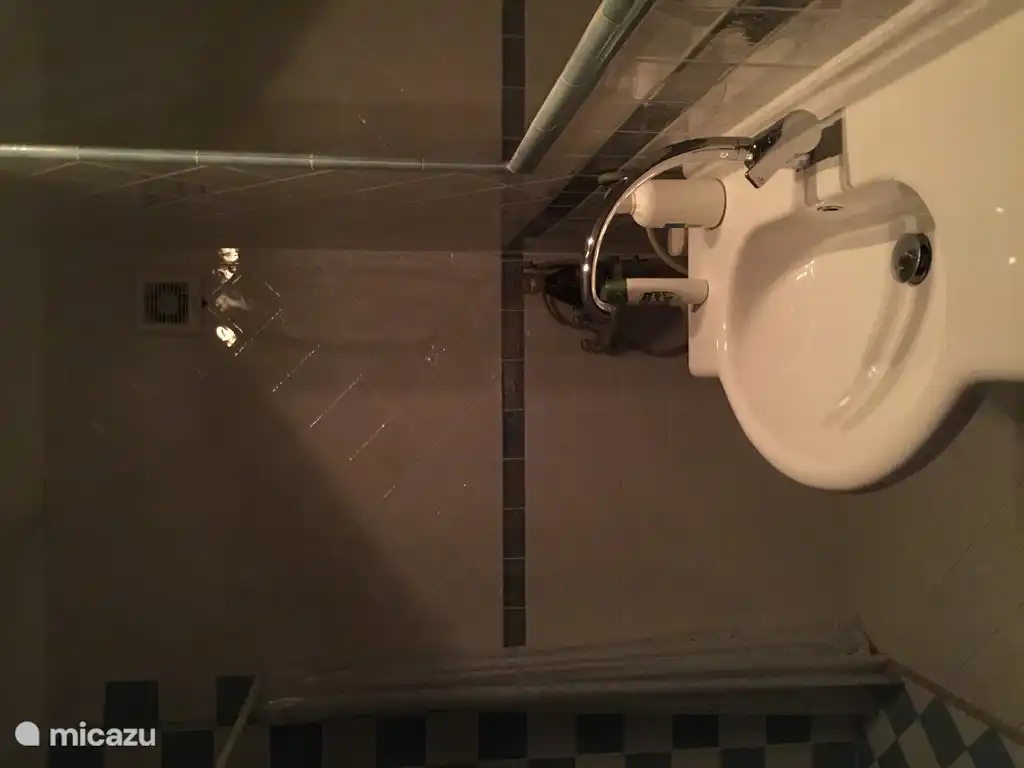 Nacht in Bad Wohnung Cantina