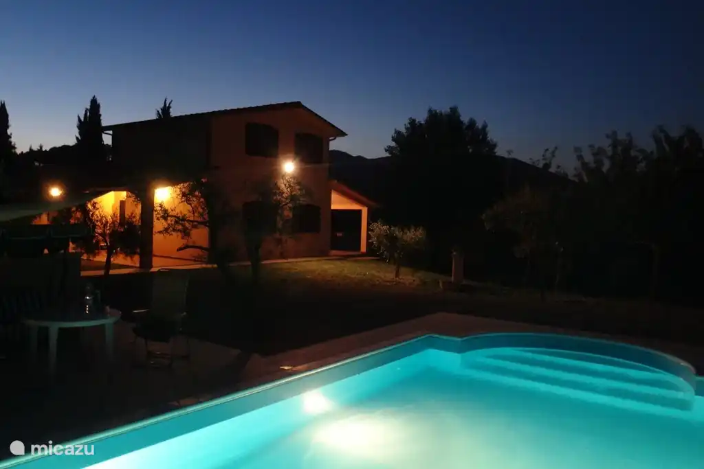 Villa Sabina at night
