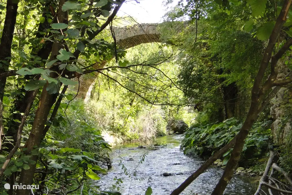 Roman bridge within walking distance of Villa Sabina