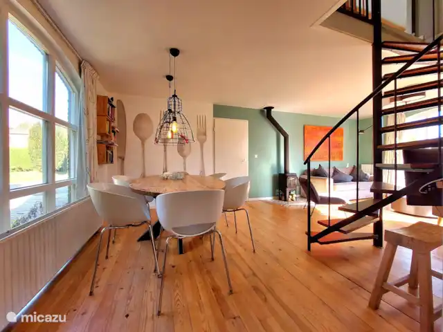 Duinhuis Marilou huren in Nederland, Zeeland, Burgh-Haamstede - vakantiehuis Heerlijk licht en modern huis.