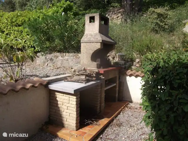 Location de Vacances France, Gard, Anduze, bungalow - Anduze BARBECUE