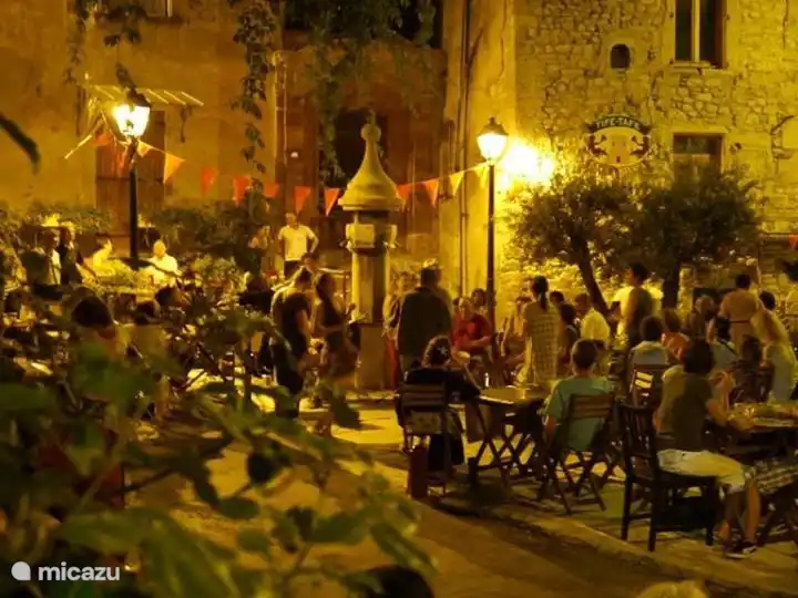 Platz Notre Dame in Anduze