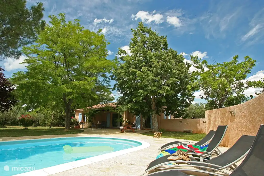 Villa les Roses in France, Var, Aups - Villa