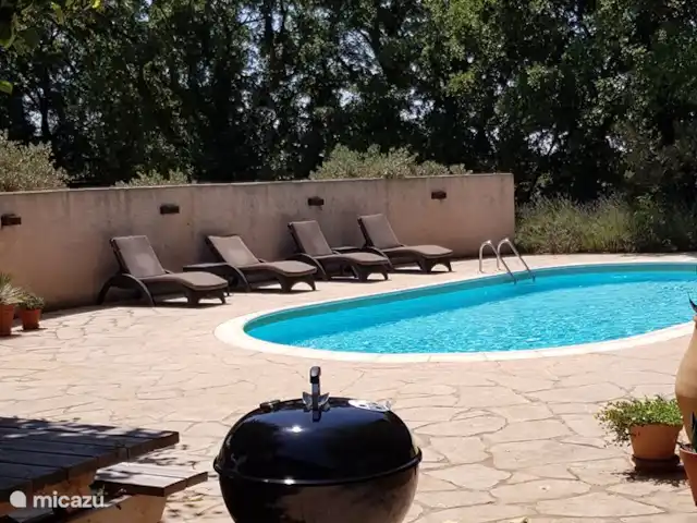 Villa les Roses | France, Var, Aups - villa Tout nouveau grand barbecue Weber
