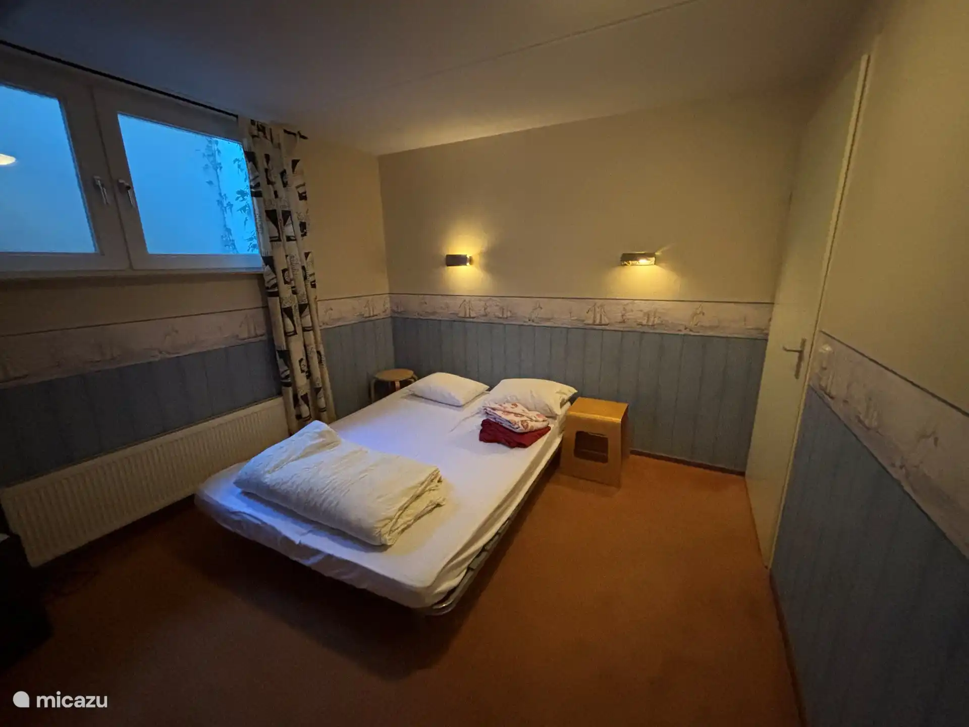 Mittleres Schlafzimmer