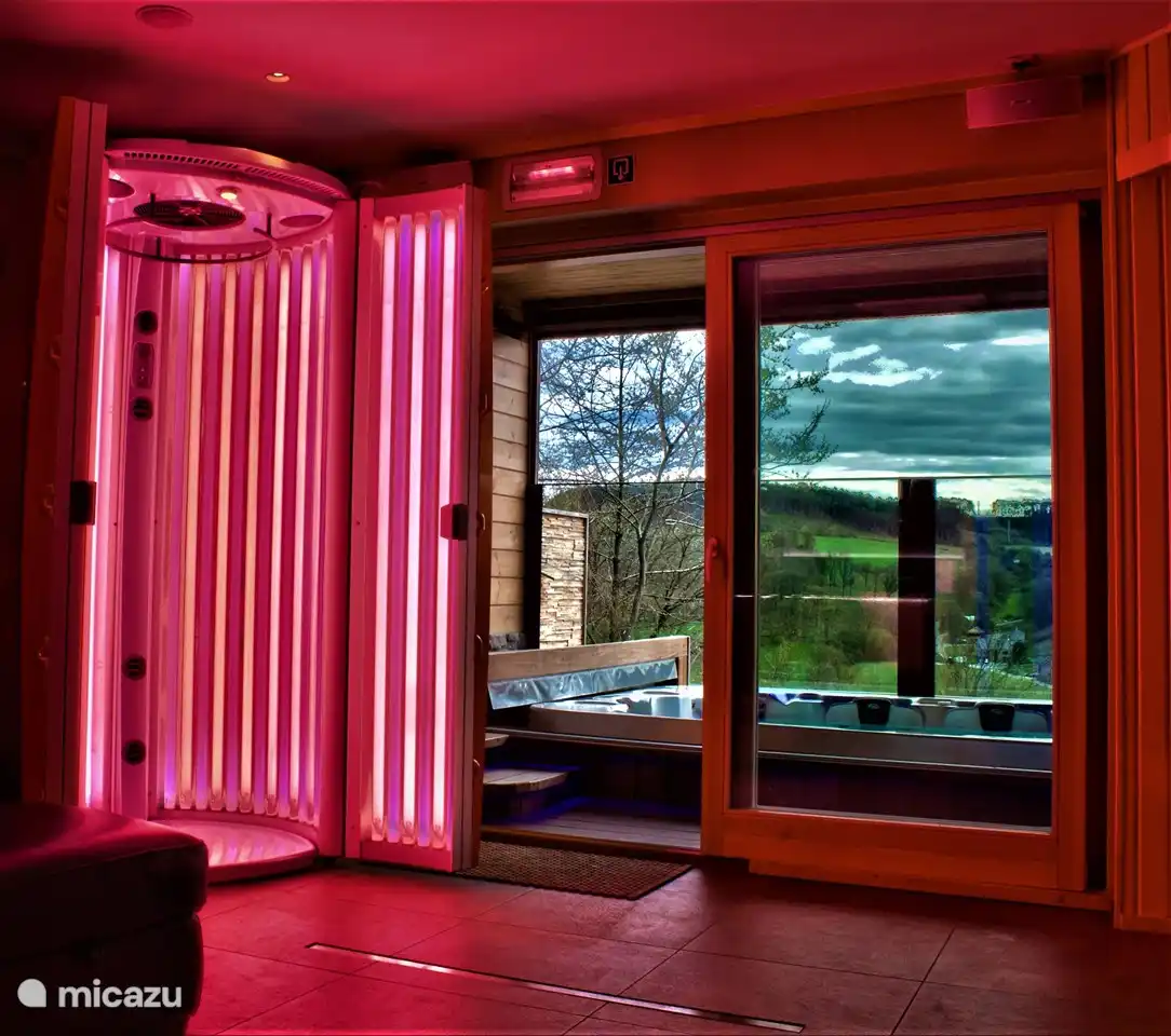 Machen Sie eine Pause im SUNtower, bevor Sie wieder im belebenden Whirlpool verschwinden!