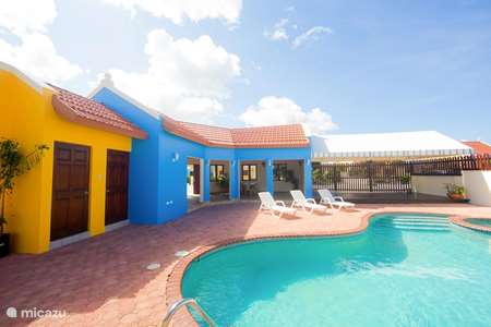Vakantiehuis Aruba, Noord, Palm Beach appartement Leuke studio met zwembad toegang