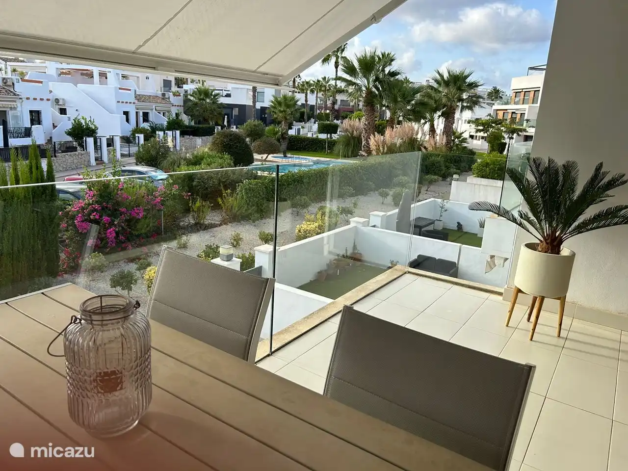 Terrasse donnant sur le jardin