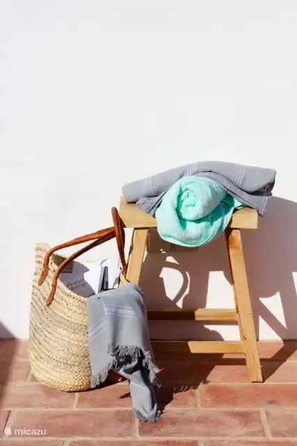 Hier können an den Strand gehen oder zu Hause am Pool bleiben ......