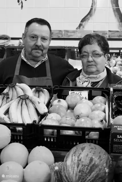 Unsere Gemüsehändler in der Innenhallen Mart
