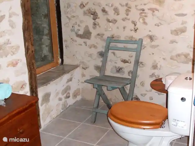 casa vacacional en Francia, Dordoña, Nontron – La pequeña casa Baño