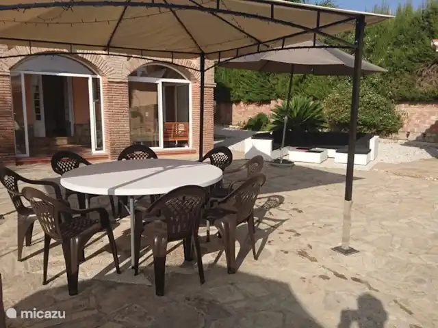 Villa, piscine chauffée, vue mer | Espagne, Costa del Sol, Málaga - villa La table peut être allongée pour accueillir beaucoup plus d'invités.