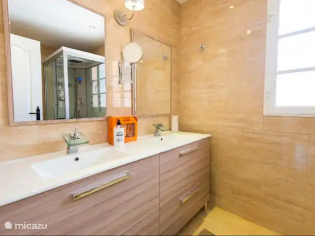 Villa, piscine chauffée, vue mer | Espagne, Costa del Sol, Málaga - villa Salle de bain attenante 1
