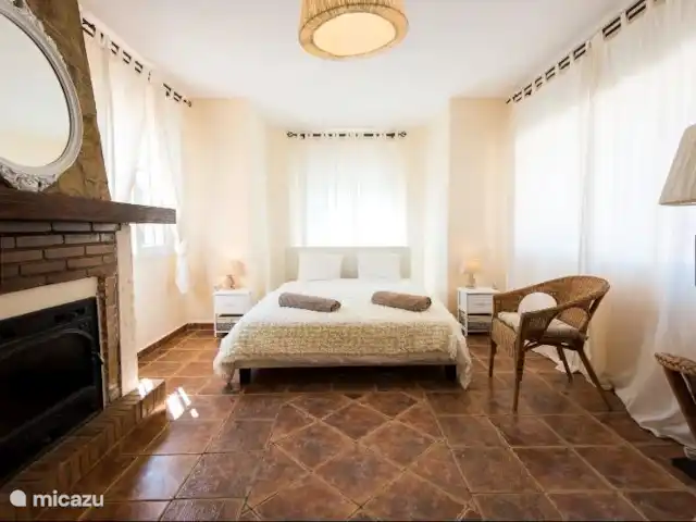 Villa, piscine chauffée, vue mer | Espagne, Costa del Sol, Málaga - villa Chambre des maîtres avec salle de bain attenante