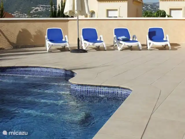 Location de Vacances Espagne, Costa Blanca, Calpe, villa - Casa Dylano Terrasse avec transats
