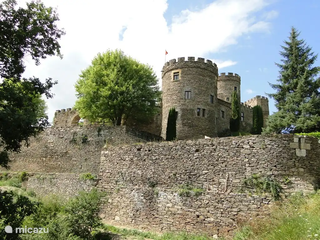 Schloss in der Nähe von