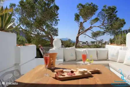 Vakantiehuis Spanje, Ibiza, Cala Tarida - appartement White Buddha Coral Mar