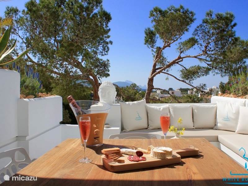 Maison de Vacances Espagne, Ibiza, Cala Tarida Appartement Bouddha blanc