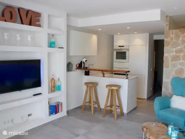 Location de Vacances Espagne, Ibiza, Cala Tarida, appartement - Bouddha blanc Corail Mars