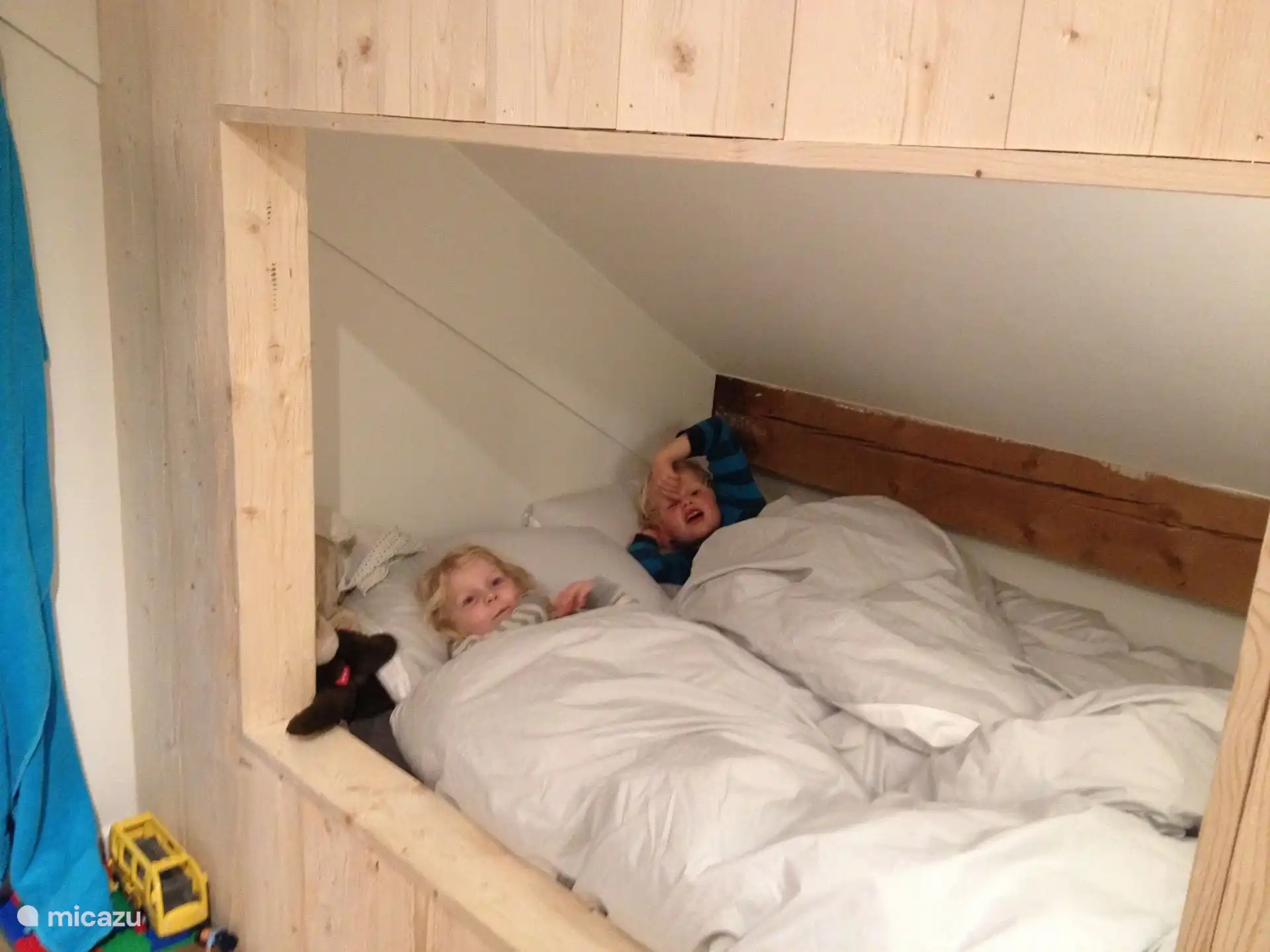 Bedroom 5 - children love these two bedsteads (2.00x1.40)