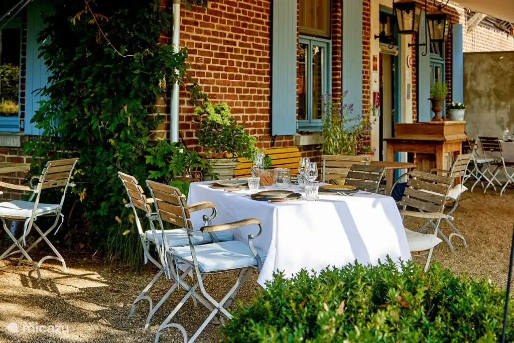 buiten uit eten in onze bistrobar