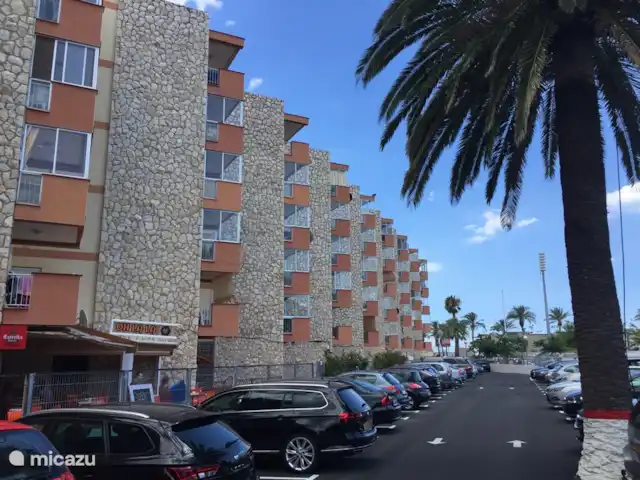 Location de Vacances Espagne, Costa Dorada, La Pineda, appartement - OUAH! quelle vue / La Pineda Le bâtiment avec vue sur la mer