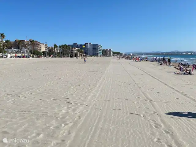 Location de Vacances Espagne, Costa Dorada, La Pineda, appartement - OUAH! quelle vue / La Pineda Plage large et propre