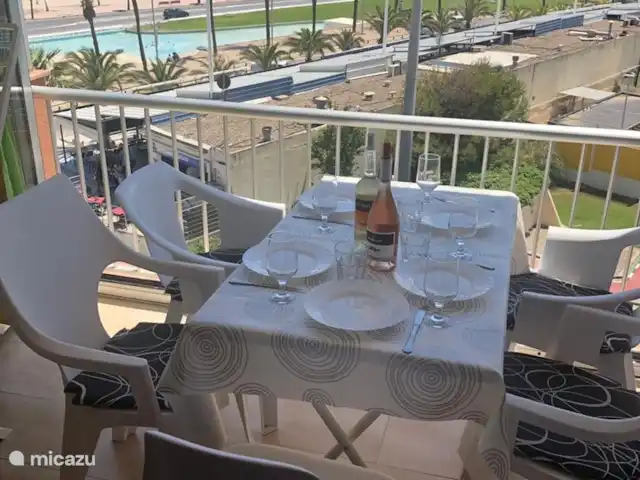 Location de Vacances Espagne, Costa Dorada, La Pineda, appartement - OUAH! quelle vue / La Pineda Balcon avec grande table