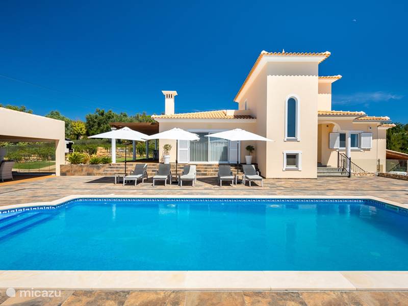 Holiday home in Portugal, Algarve, Loulé Villa Casa da Rosa - 5* Villa/Heated pool