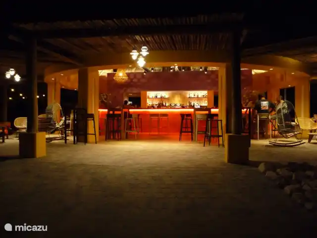 Blue Bay Beach Villa @ Piscine | Curaçao, Curaçao-Centre, Blue Bay - villa Bar de plage Blue Bay la nuit