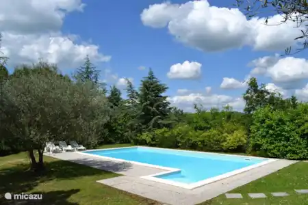 Vakantiehuis Italië, Umbrië, Magione - appartement Carse Sparsa Zwembad + tuin