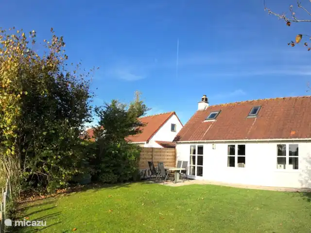 Duinendaele 213 huren in België, Belgische Kust, De Panne - vakantiehuis Tuin met zicht op velden en grenzend aan de beek