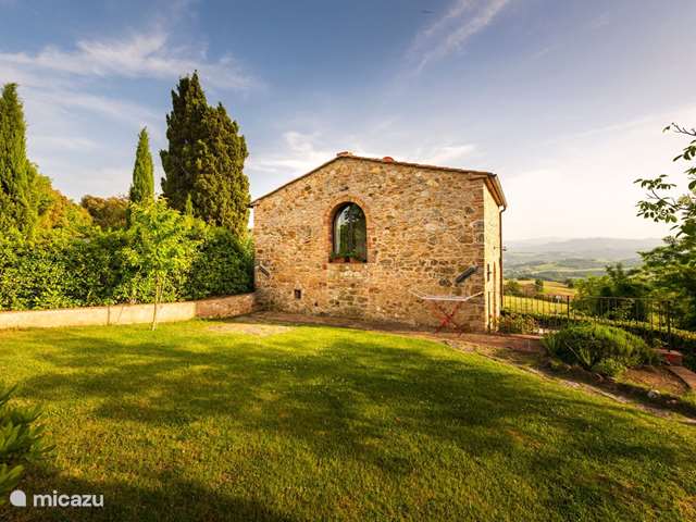 Holiday home in Italy, Tuscany – holiday house Cottage Noce - Monti 1824 ®
