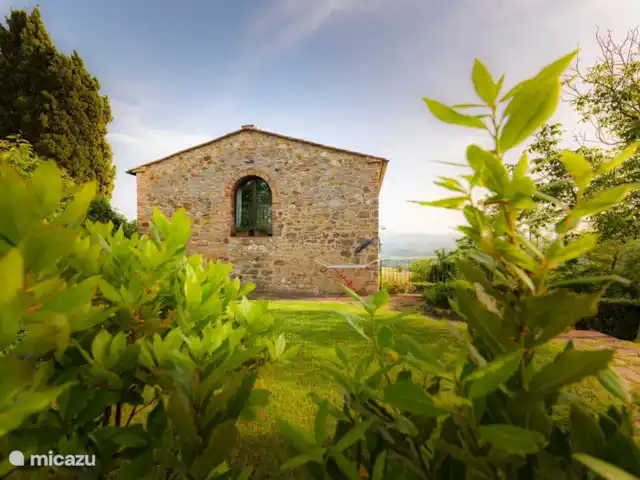 Cottage Noce - Monti 1824 ® huren in Italië, Toscane, Casole d`Elsa - vakantiehuis Cottage Noce - Monti 1824 ® huren in Italië, Toscane, Casole d`Elsa - vakantiehuis